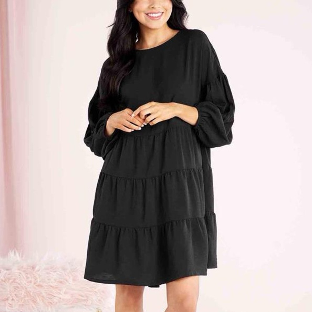 Mud Pie Black Long Sleeve Lightweight Tiered Dress
